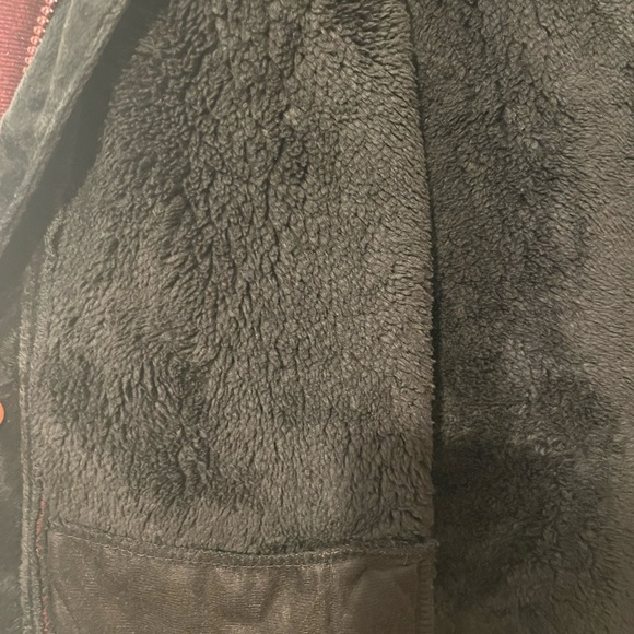 NWT maroon weatherproof vintage zip up with faux fur inside. - Picture 5 of 9
